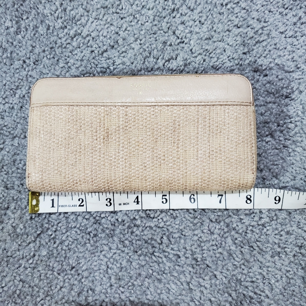 Fossil Wallet - Picture 12 of 13